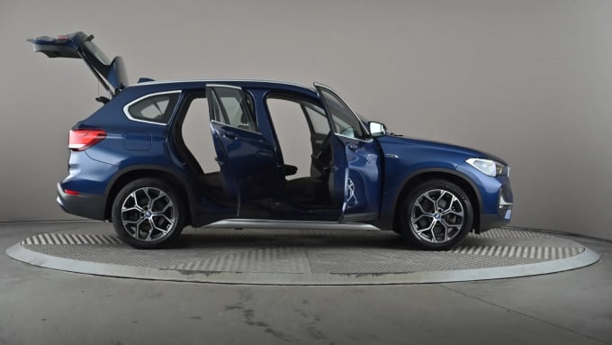 2022 BMW X1