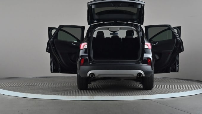 2022 Ford Kuga