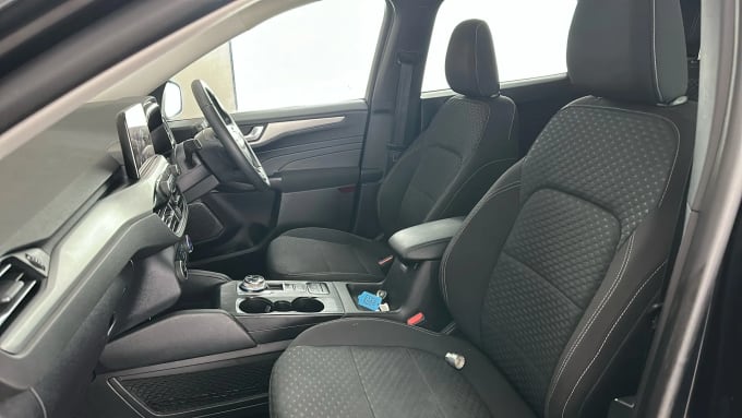 2022 Ford Kuga