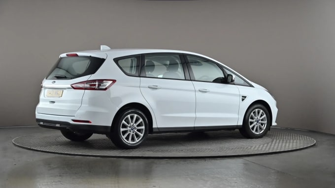 2021 Ford S-max