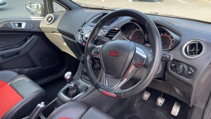 2017 Ford Fiesta