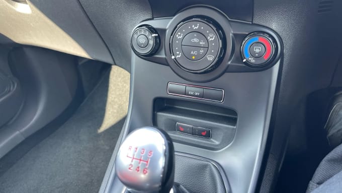 2017 Ford Fiesta