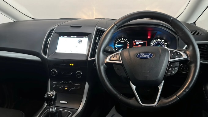 2017 Ford Galaxy