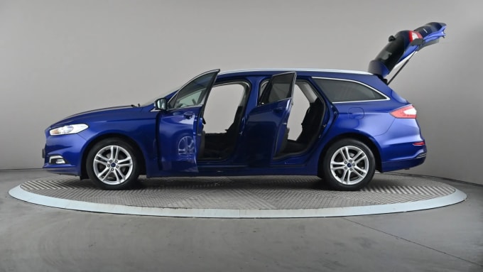 2017 Ford Mondeo
