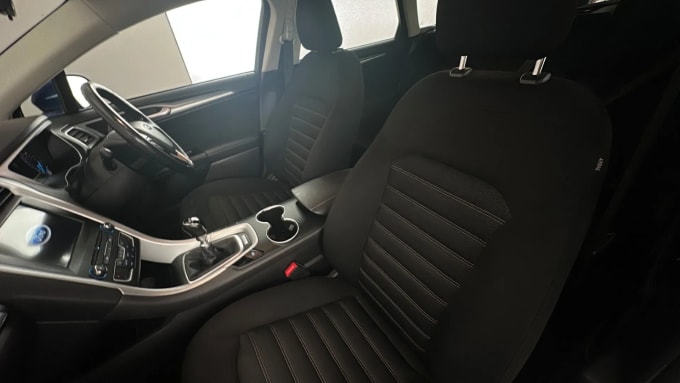 2017 Ford Mondeo
