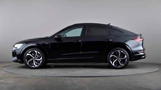 2022 Audi E-tron