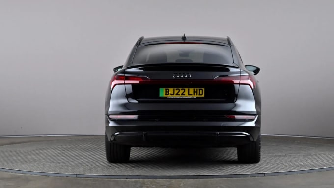2022 Audi E-tron