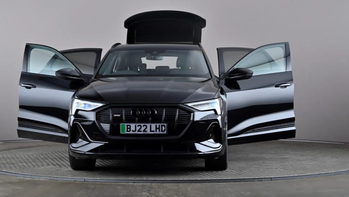 2022 Audi E-tron