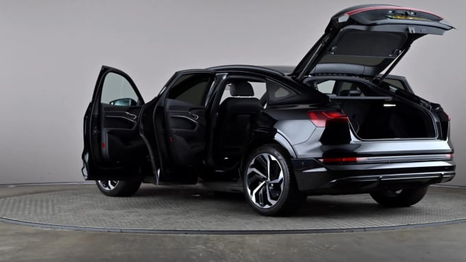 2022 Audi E-tron