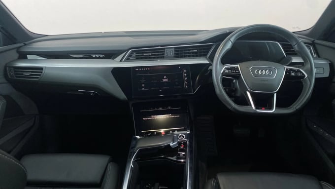 2022 Audi E-tron