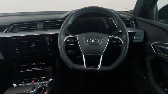 2022 Audi E-tron