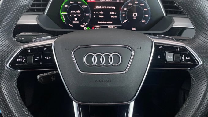 2022 Audi E-tron