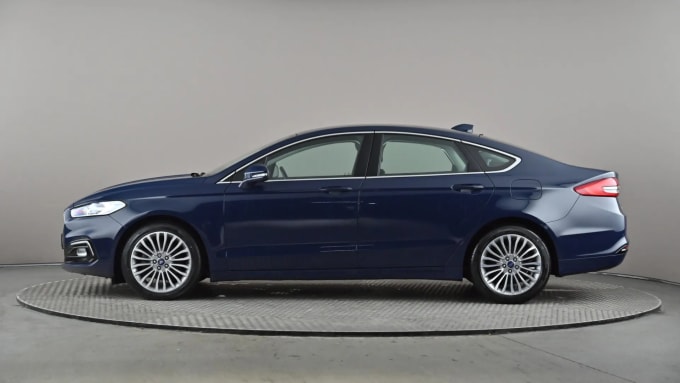 2020 Ford Mondeo