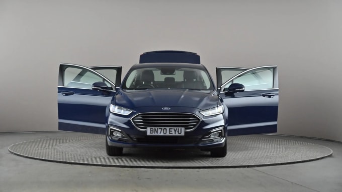 2020 Ford Mondeo