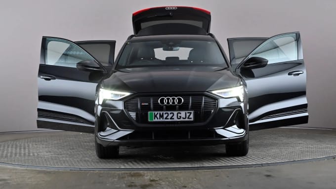 2022 Audi E-tron