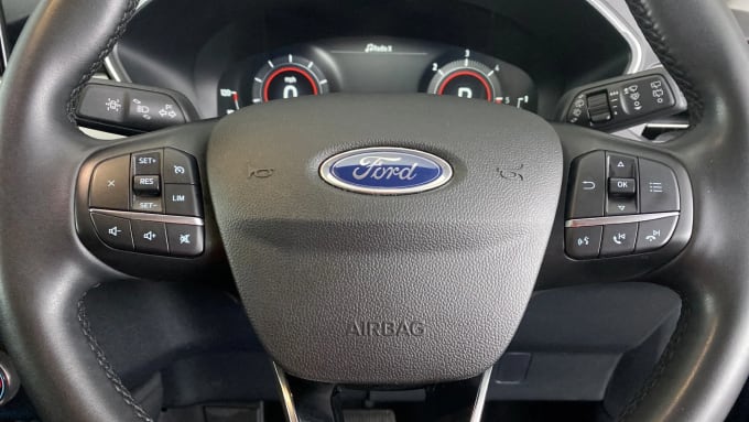 2022 Ford Kuga