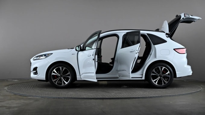 2022 Ford Kuga