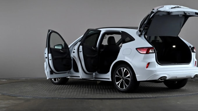 2022 Ford Kuga
