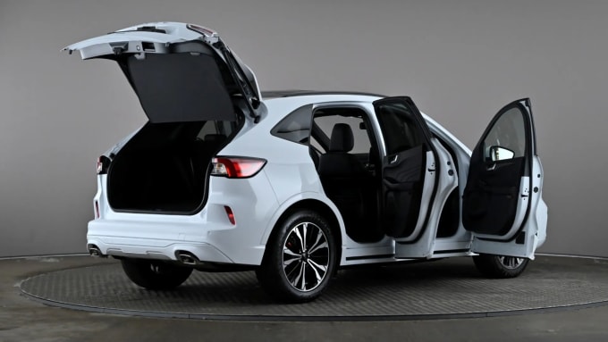 2022 Ford Kuga