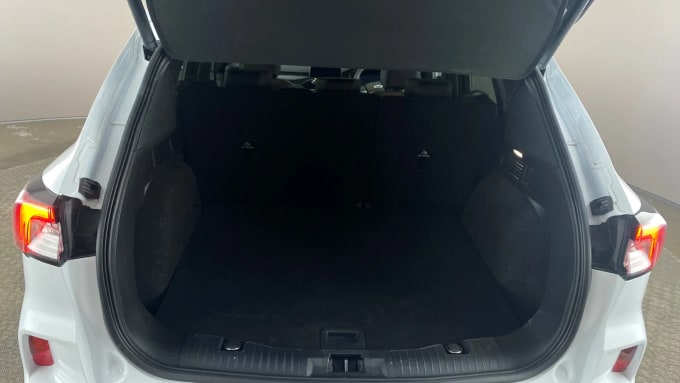 2022 Ford Kuga