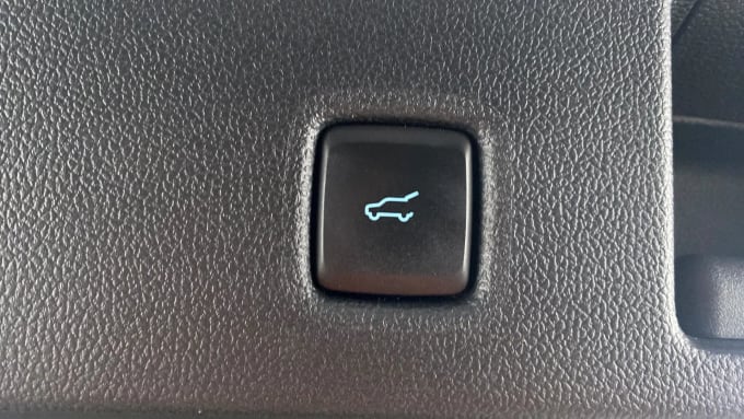 2022 Ford Kuga