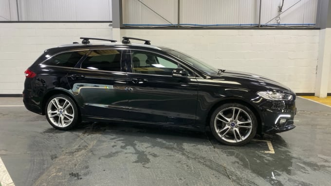 2021 Ford Mondeo
