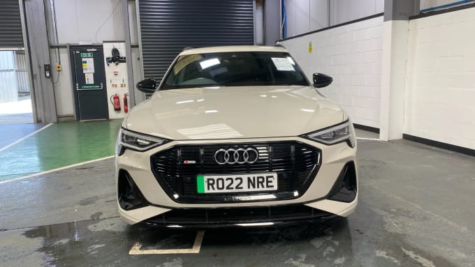 2022 Audi E-tron