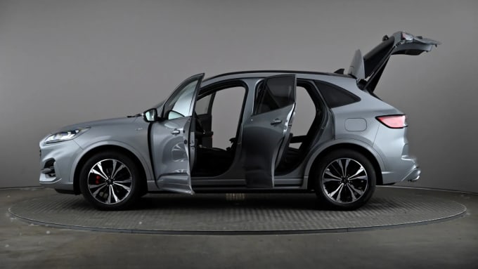 2022 Ford Kuga