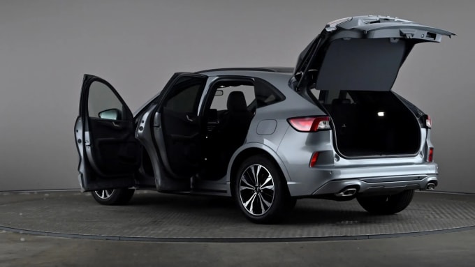 2022 Ford Kuga