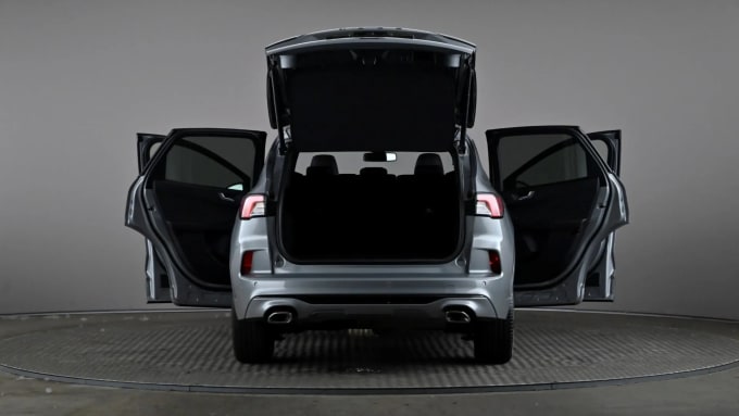 2022 Ford Kuga