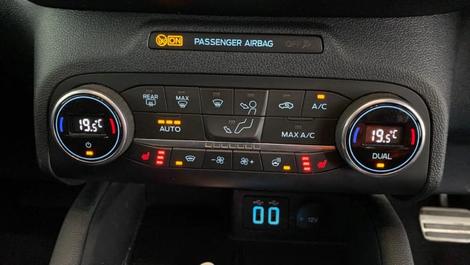 2022 Ford Kuga
