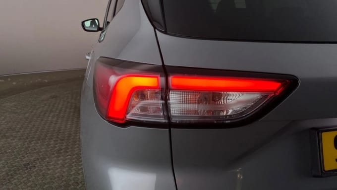 2022 Ford Kuga