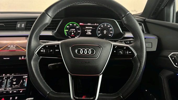 2022 Audi E-tron