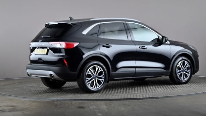 2022 Ford Kuga