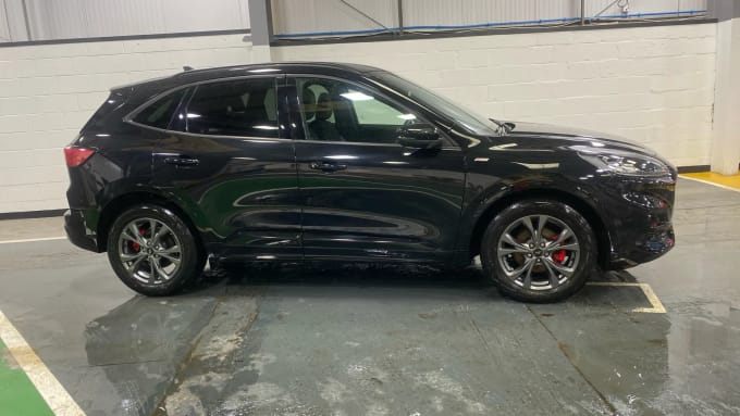 2022 Ford Kuga