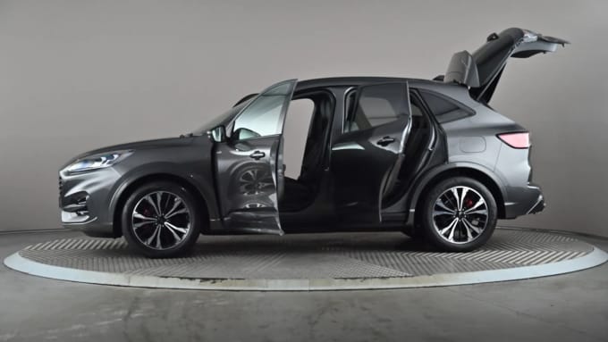 2023 Ford Kuga