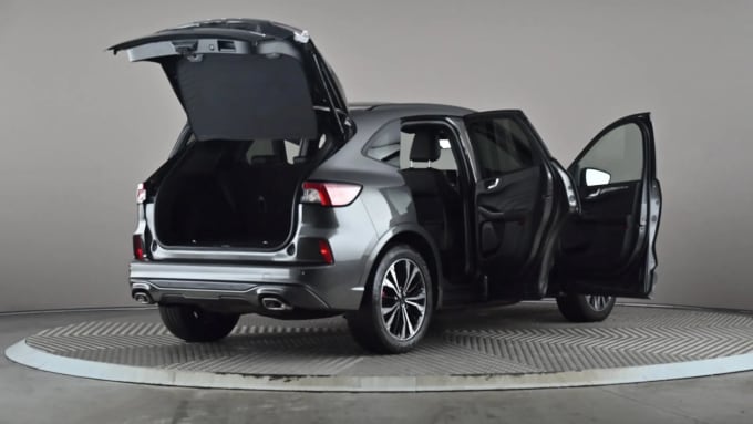 2023 Ford Kuga