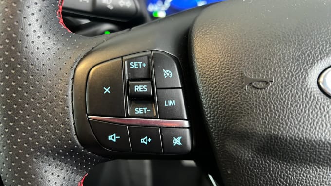 2024 Ford Kuga