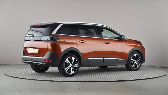 2023 Peugeot 5008