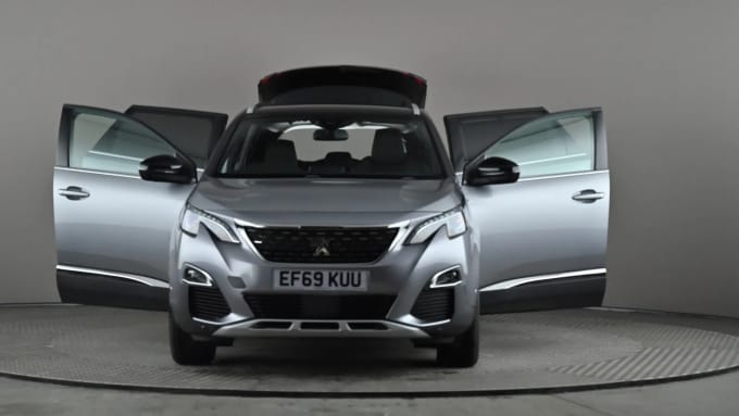 2020 Peugeot 5008