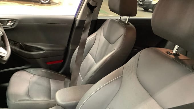 2022 Hyundai Ioniq