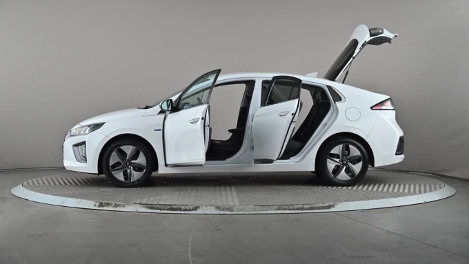 2021 Hyundai Ioniq