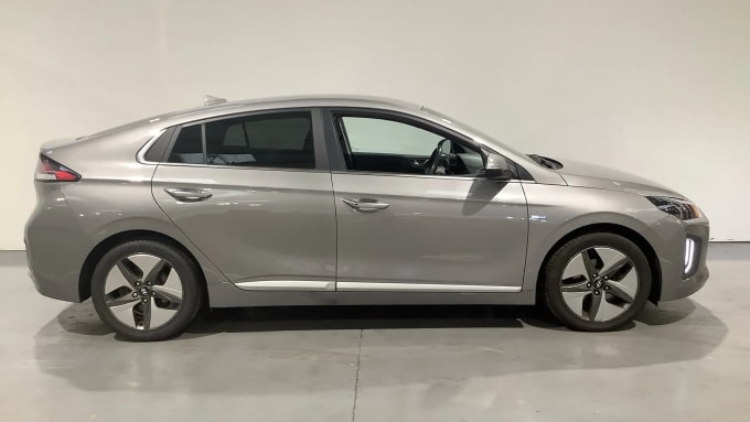 2021 Hyundai Ioniq