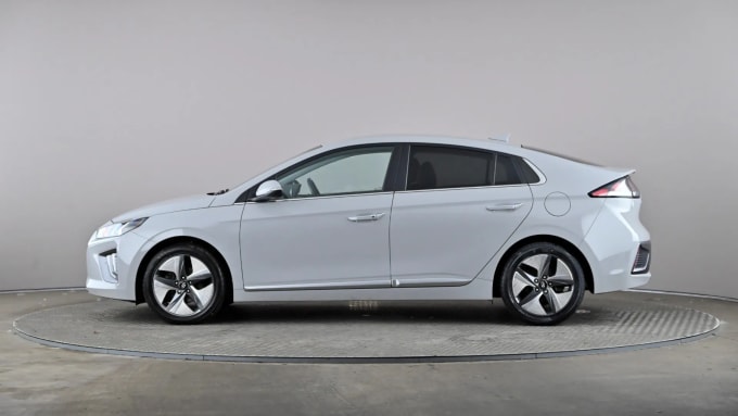 2022 Hyundai Ioniq