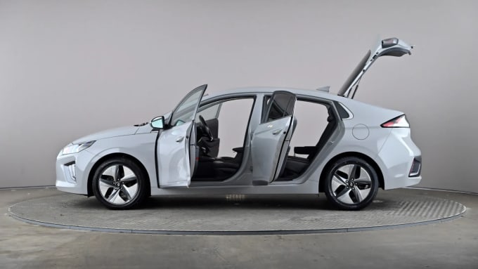 2022 Hyundai Ioniq