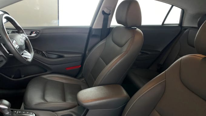 2022 Hyundai Ioniq