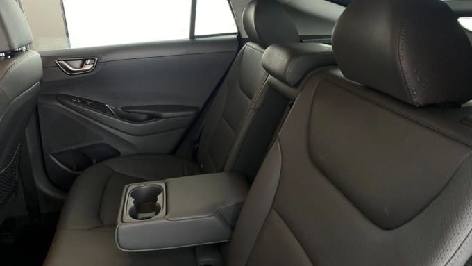 2022 Hyundai Ioniq