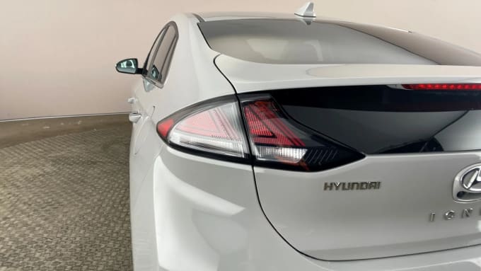 2022 Hyundai Ioniq