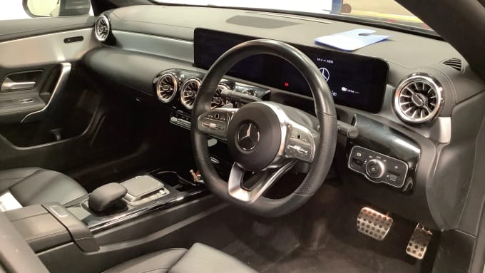 2022 Mercedes-benz Cla Class