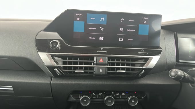 2023 Citroen C4